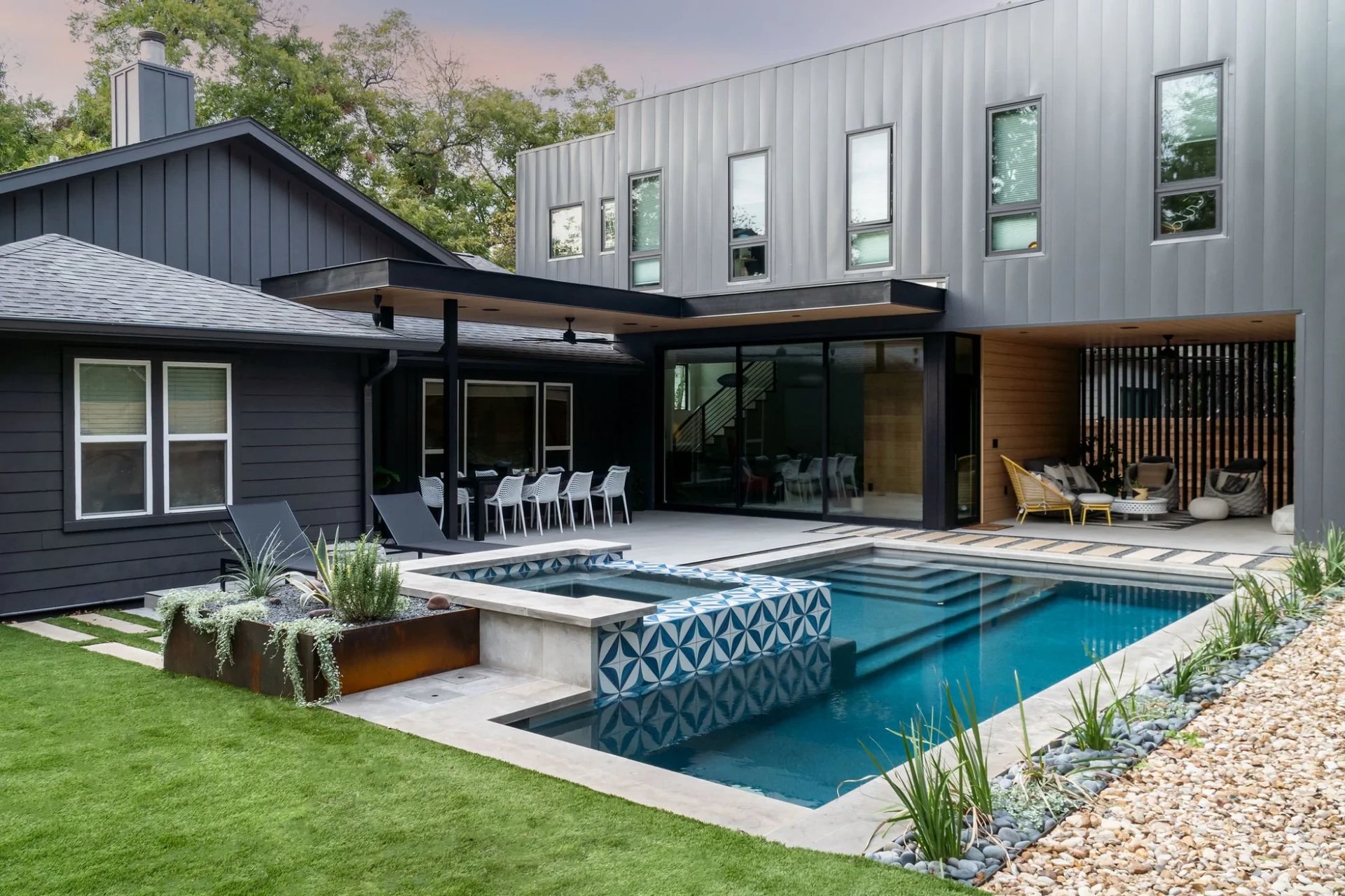 Shoalwood custom pool by Modern Pools in Austin