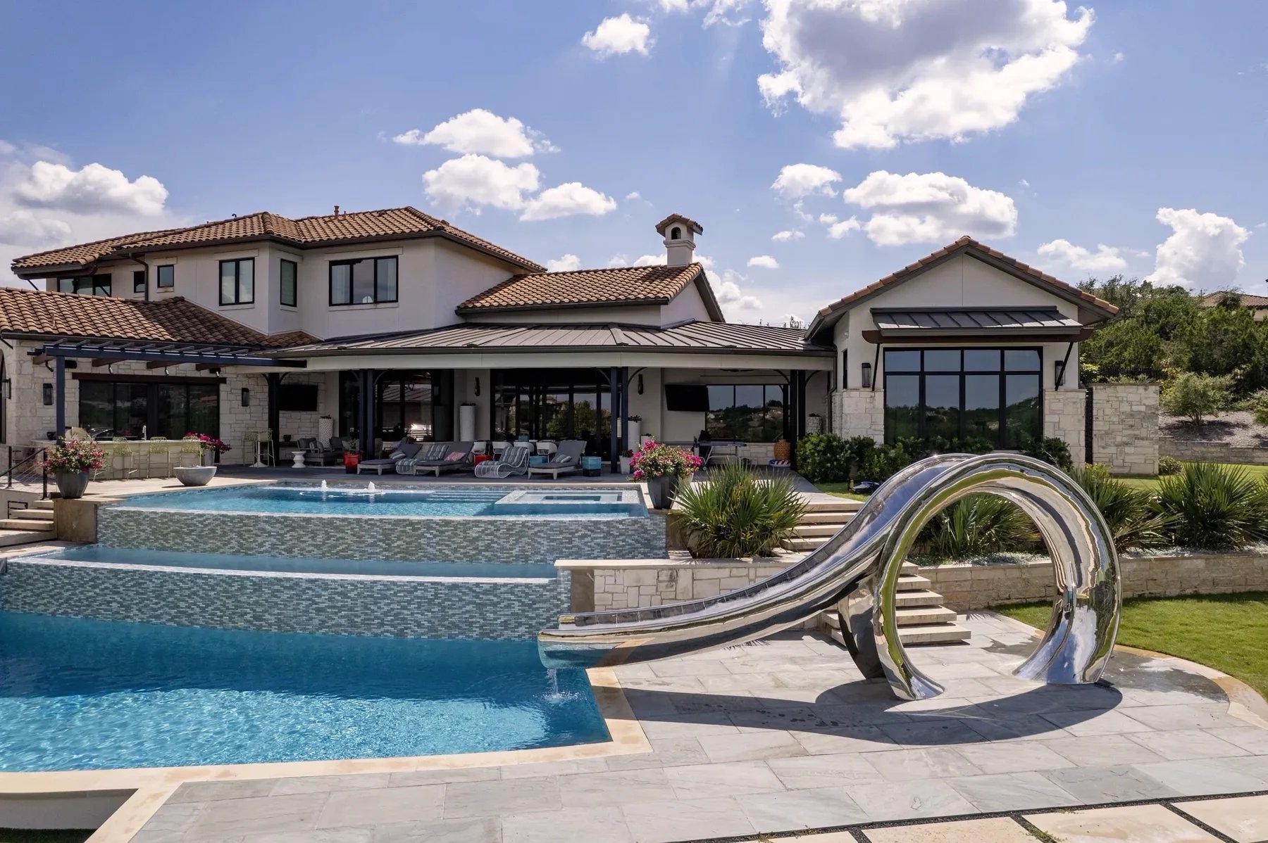 Ideas For Pools In Small Backyards — Modern Pools Austin pool photo 9