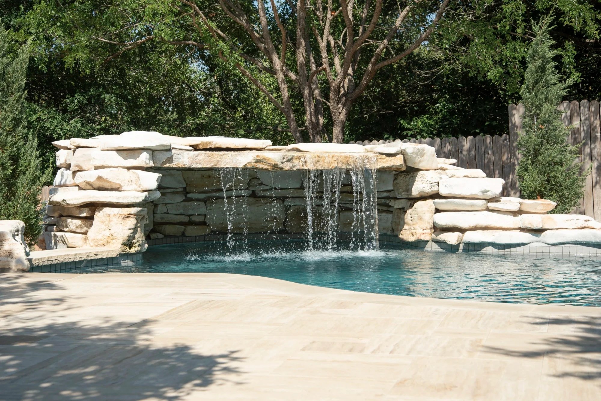 Steiner Ranch custom pool by Modern Pools in Steiner Ranch